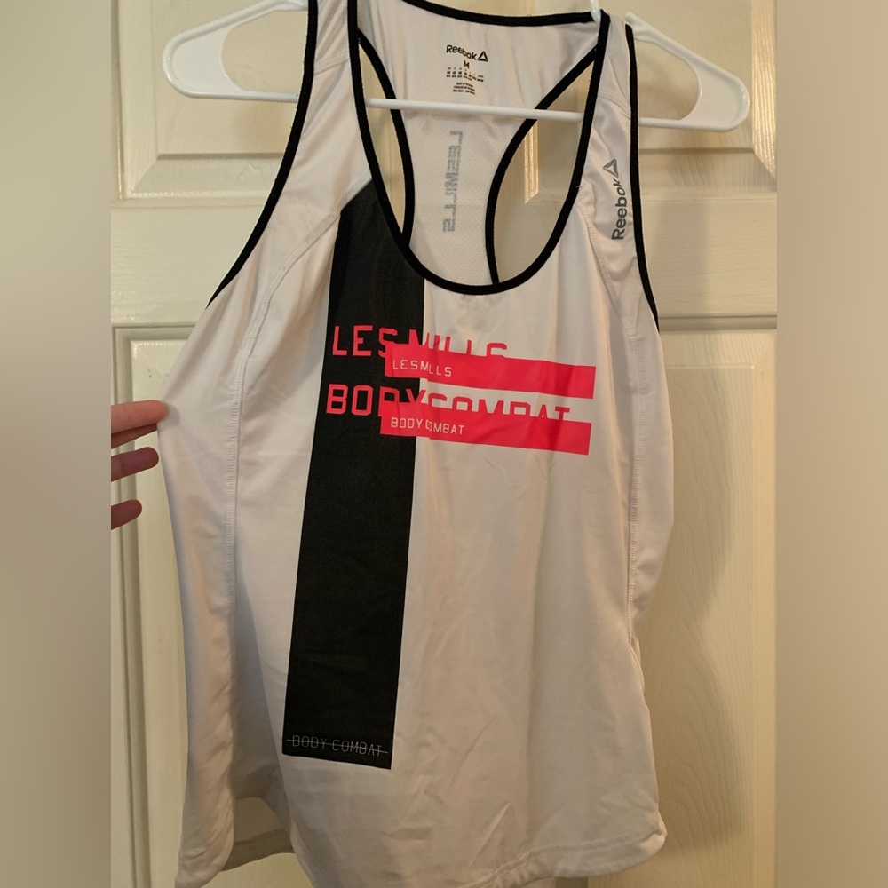 Medium White Les Mills Reebok workout tank